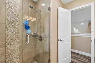 9803 Long Meadow Dr, Tampa, FL 33615 - Photo 21