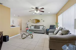 10164 Gifford Dr, Spring Hill, FL 34608 - Photo 5