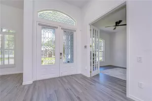 2228 Valrico Forest Dr, Valrico, FL 33594 - Photo 5
