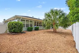 1703 New Bedford Dr, Sun City Center, FL 33573 - Photo 9