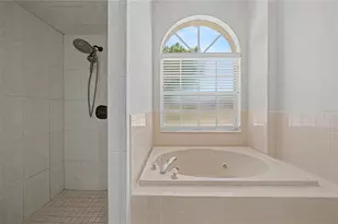 6208 Huntington Dr, Zephyrhills, FL 33542 - Photo 37