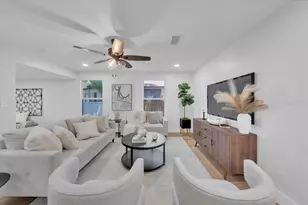 1110 12th St N, Saint Petersburg, FL 33705 - Photo 23