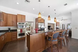 3042 Samara Dr, Tampa, FL 33618 - Photo 17