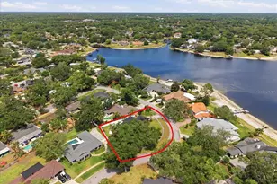 3042 Samara Dr, Tampa, FL 33618 - Photo 3