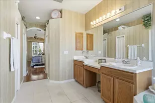 6210 Ikes Cabin Ct, Palmetto, FL 34221 - Photo 39