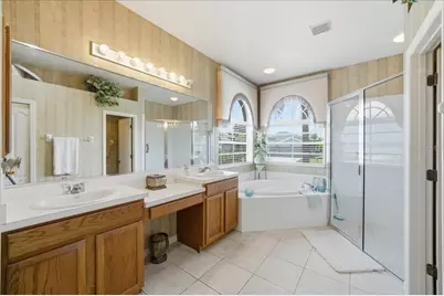 6210 Ikes Cabin Court, Palmetto, FL 34221 - Photo 35
