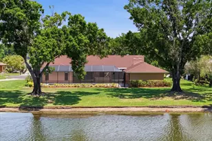 4326 Middle Lake Dr, Tampa, FL 33624 - Photo 41