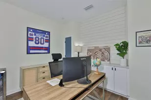 1808 E Caracas St, Tampa, FL 33610 - Photo 5