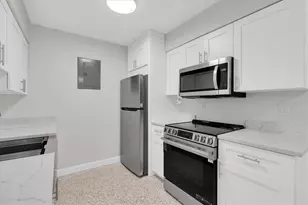 121 46th Ave, Saint Pete Beach, FL 33706 - Photo 9