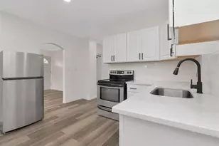 4939 Haines Rd N, Saint Petersburg, FL 33714 - Photo 5