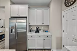 29934 Southwell Ln, Wesley Chapel, FL 33543 - Photo 15