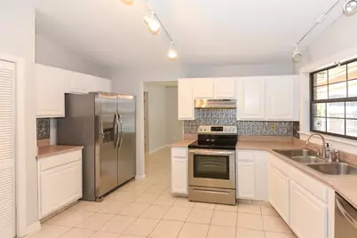 24 Lake Vista Way, Ormond Beach, FL 32174 - Photo 11