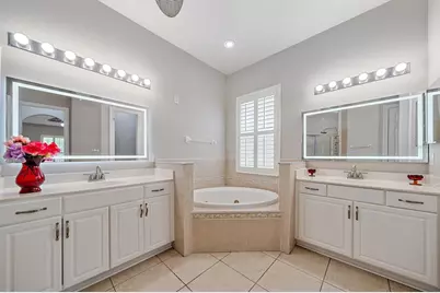 18046 Cozumel Isle Drive, Tampa, FL 33647 - Photo 17