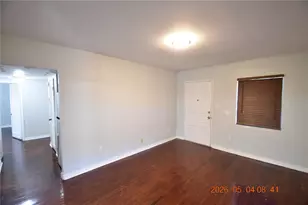 2801 Sanders Dr, Tampa, FL 33611 - Photo 3