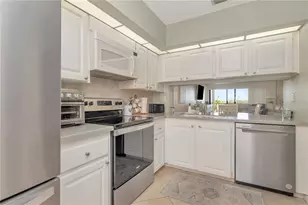 6357 Bahia Del Mar Blvd, Saint Petersburg, FL 33715 - Photo 5