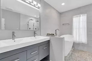 9735 Cypress Shadow Ave, Tampa, FL 33647 - Photo 17