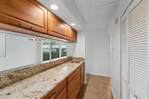 230 Balsam Dr, Oldsmar, FL 34677 - Photo 13