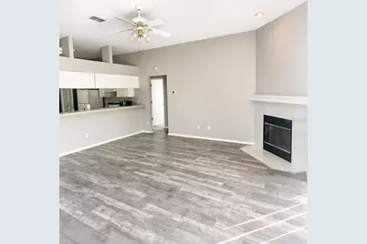 28202 Brokenmead Path, Wesley Chapel, FL 33543 - Photo 7