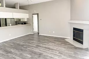 28202 Brokenmead Path, Wesley Chapel, FL 33543 - Photo 7