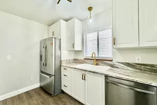 13014 Fennway Ridge Dr, Riverview, FL 33579 - Photo 15