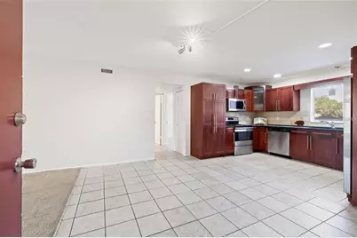 8601 Huron Ct #44, Tampa, FL 33614 - Photo 7