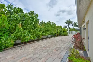 3822 Cardenal Ave, Sun City Center, FL 33573 - Photo 29