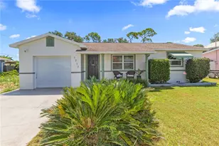 1717 Oxford St N, Saint Petersburg, FL 33710 - Photo 23