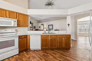 30816 Midtown Ct, Wesley Chapel, FL 33545 - Photo 35