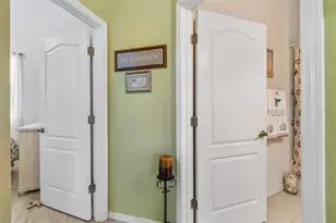 2011 Sifield Greens Way, Sun City Center, FL 33573 - Photo 41