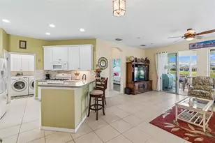 2011 Sifield Greens Way, Sun City Center, FL 33573 - Photo 15