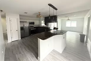 12041 70th St, Largo, FL 33773 - Photo 3