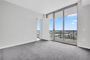 400 Central Ave, Saint Petersburg, FL 33701 - Photo 23