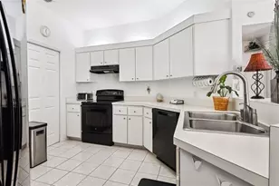 9016 Easthaven Ct, New Port Richey, FL 34655 - Photo 9