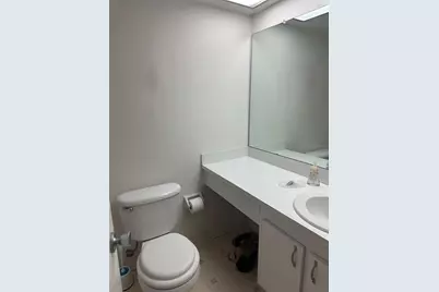 5090 Bay Street NE #220, Saint Petersburg, FL 33703 - Photo 11