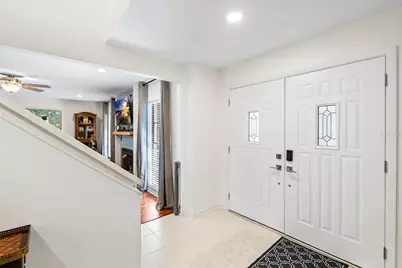 15620 Gardenside Lane, Tampa, FL 33624 - Photo 9
