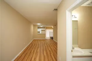 6252 Osprey Lake Cir, Riverview, FL 33578 - Photo 3