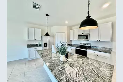 9098 Forge Breeze Loop, Wesley Chapel, FL 33545 - Photo 9