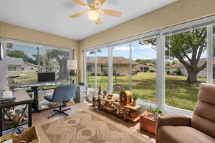 330 Gloucester Blvd, Sun City Center, FL 33573 - Photo 9