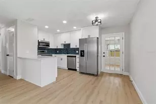 4221 Empire Pl, Tampa, FL 33610 - Photo 11