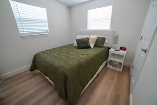 1639 St Catherine Dr W, Dunedin, FL 34698 - Photo 13