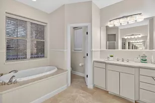 2928 Chelsea Woods Dr, Valrico, FL 33596 - Photo 35