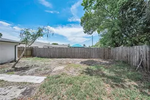 7529 Redcoat Ave, Port Richey, FL 34668 - Photo 51