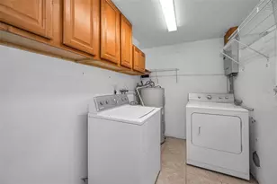 7529 Redcoat Ave, Port Richey, FL 34668 - Photo 37