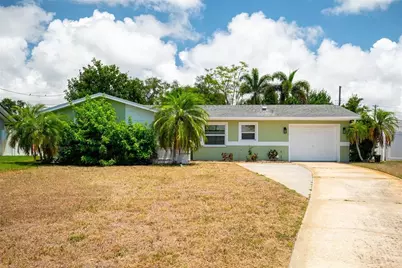 10297 Hetrick Circle E, Largo, FL 33774 - Photo 1