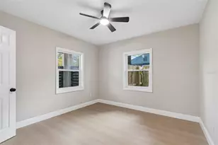 3912 W Pine St, Tampa, FL 33607 - Photo 31