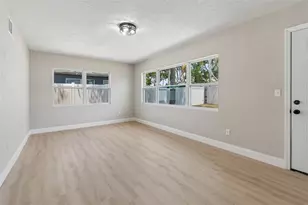 10229 N Valle Dr, Tampa, FL 33612 - Photo 31