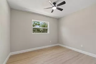 10229 N Valle Dr, Tampa, FL 33612 - Photo 47