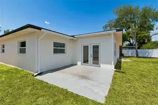 10229 N Valle Dr, Tampa, FL 33612 - Photo 53