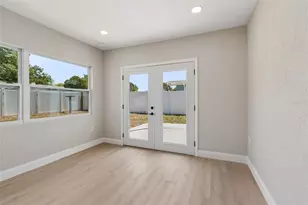 10229 N Valle Dr, Tampa, FL 33612 - Photo 23