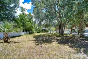 1522 E 26th Ave, Tampa, FL 33605 - Photo 1